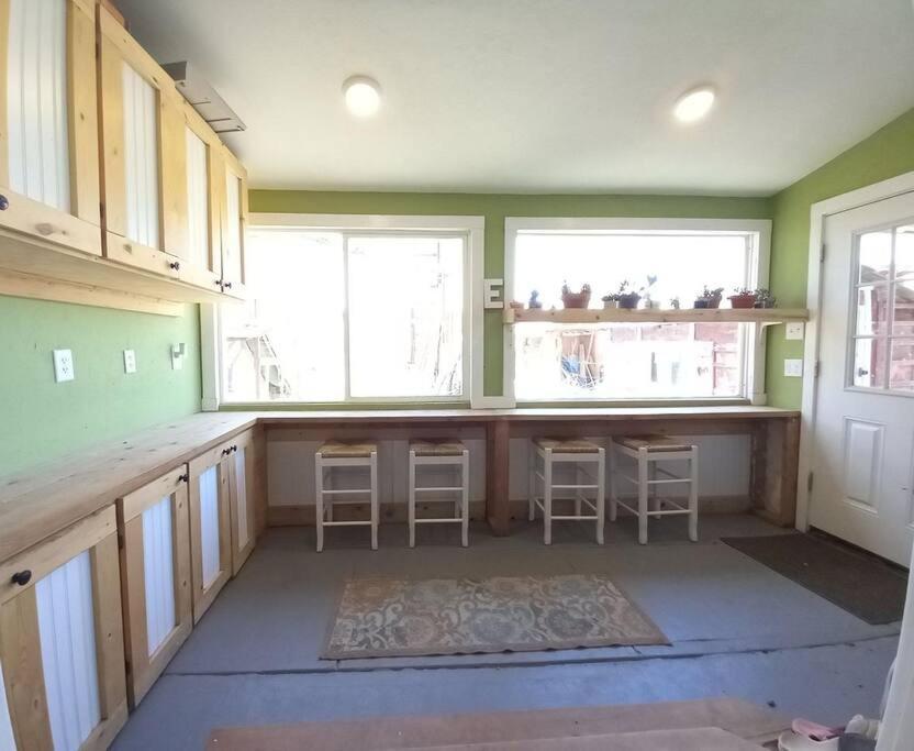 The Goulding Cottage And Farm - 4 Beds, 3 Baths Henrieville Eksteriør bilde